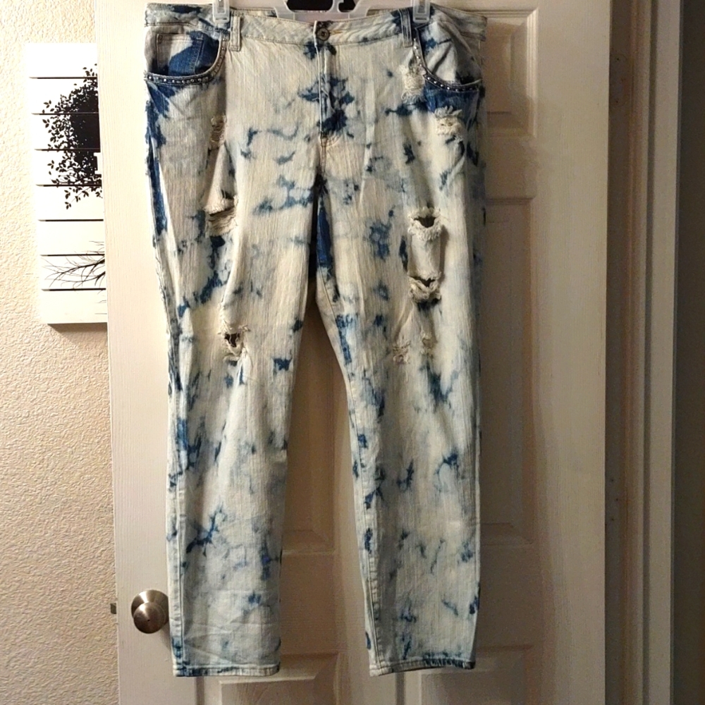 Distressed Tie dye jeans
